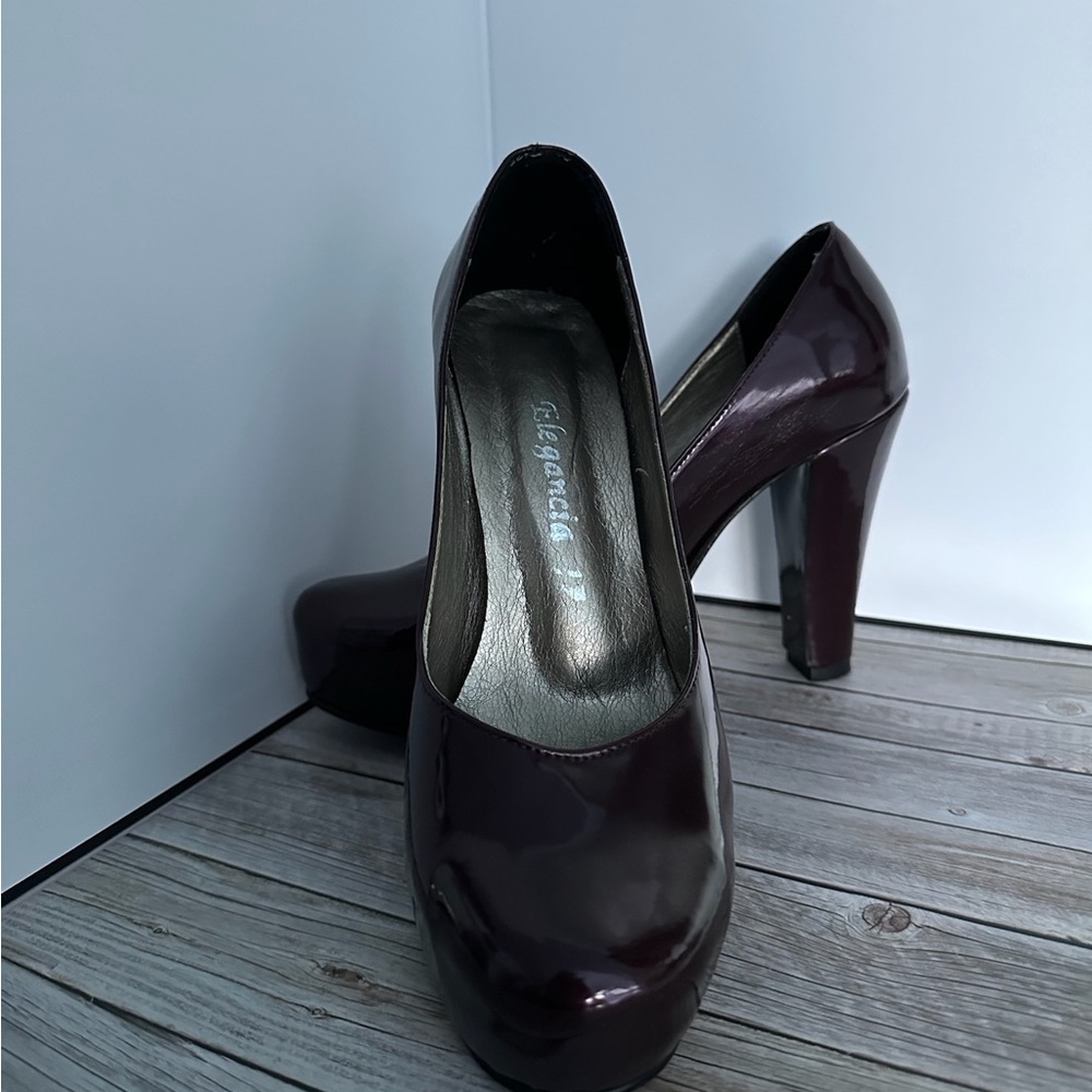 Women's Burgundy Heels